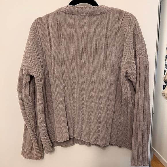 Mango Sweater - Picture 3 of 3